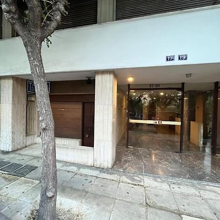 אתונה Ksenokratous-Kolonaki Cozy Apartment מראה חיצוני תמונה